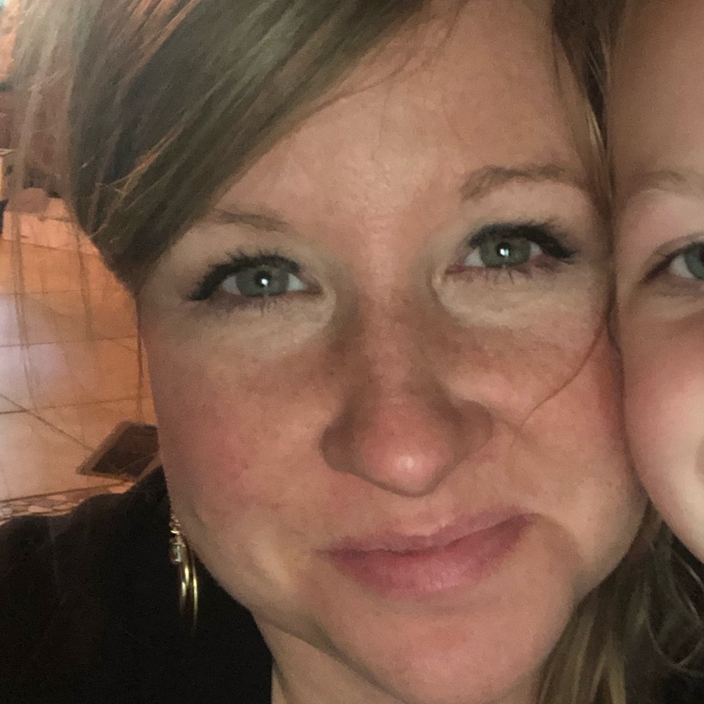 Meet your Posher, Christy